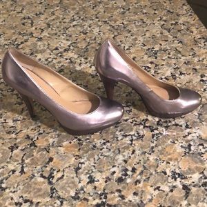 Size 8 Silver Pump with wooden heel